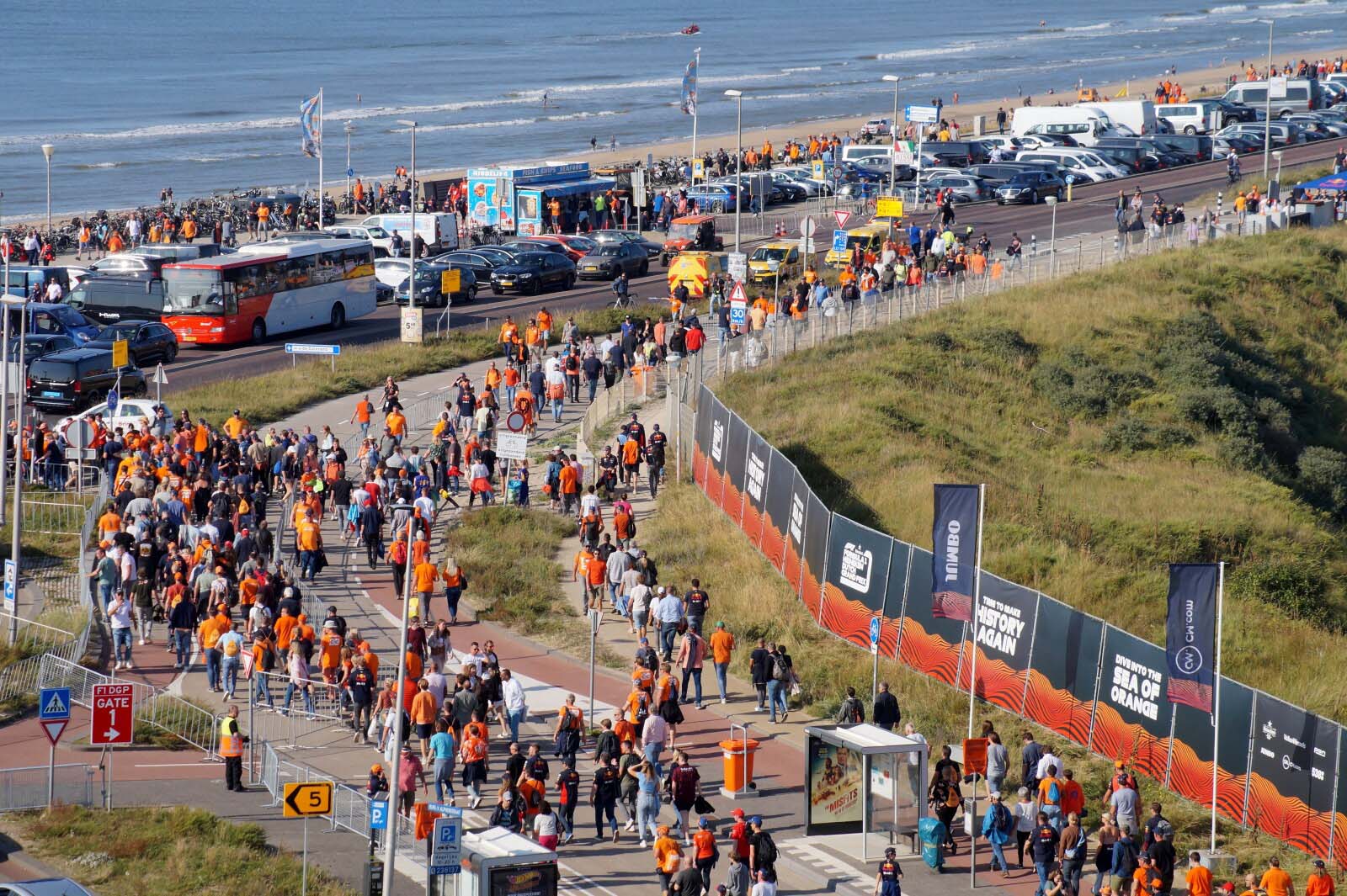 zandvoort-beyond_zandvoort-track-ingang-rotonde