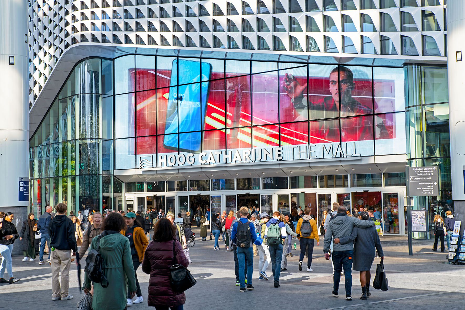 vodafone_utrecht_hoog-catharijne_neo_01