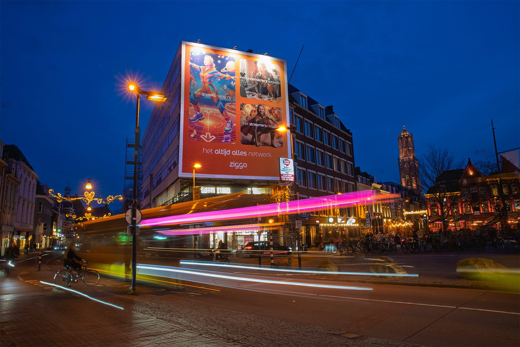 Ziggo steigerdoekreclame Utrecht Neude