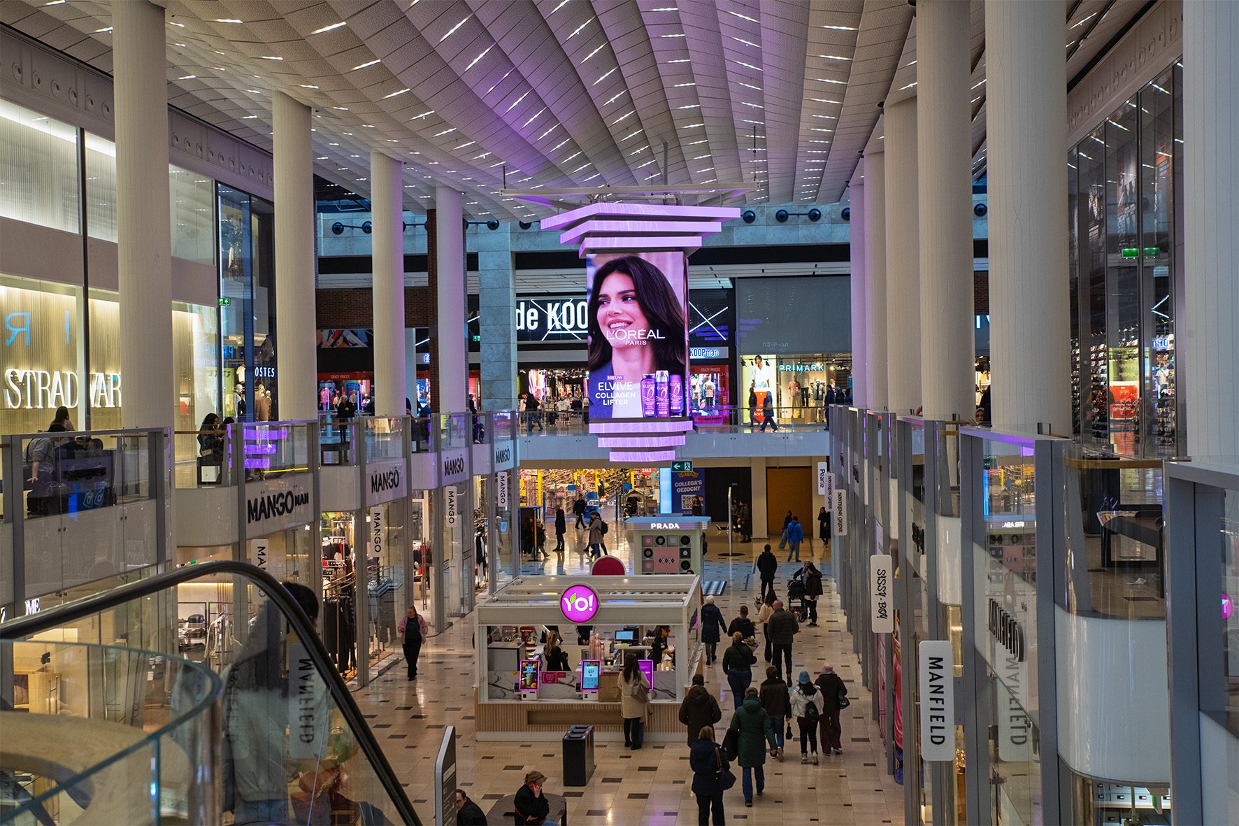 DOOH Utrecht Elvive