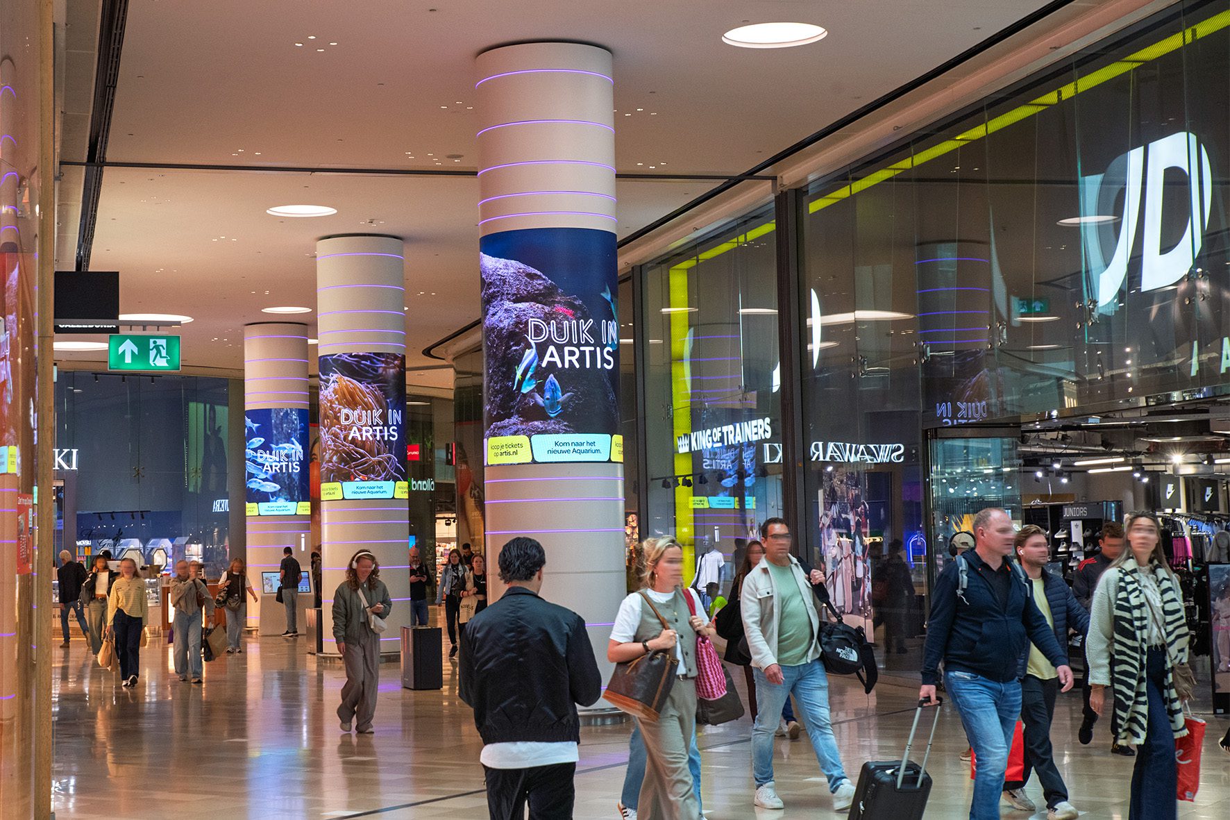 artis_utrecht_hoog-catharijne_pillars_0003